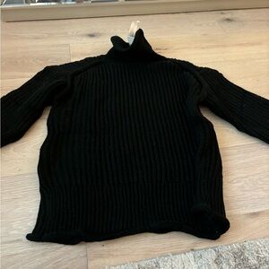 NWT Lillusory Sweater